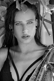 Ảnh diễn viên Anastasia Zhovtodid