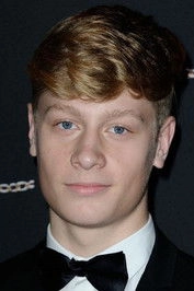 Ảnh diễn viên Antoine Olivier Pilon