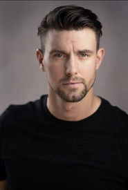 Ảnh diễn viên Aren Farrington