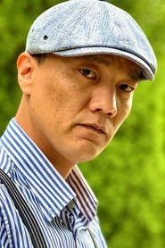 Ảnh diễn viên Атай Омурбеков