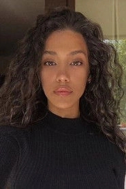 Ảnh diễn viên Ayana Doucouré