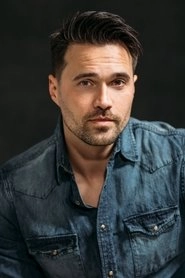 Ảnh diễn viên Brett Dalton