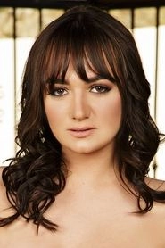 Ảnh diễn viên Charlotte Cross