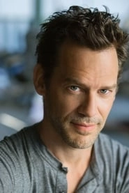 Ảnh diễn viên Chris Gartin