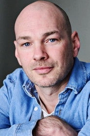 Ảnh diễn viên Connor Mills