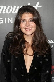 Ảnh diễn viên Emily Bader