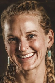 Ảnh diễn viên Emily Harrington