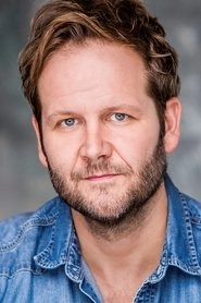 Ảnh diễn viên Evan Buliung