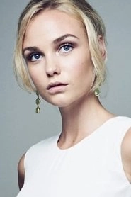 Ảnh diễn viên Joanna Vanderham