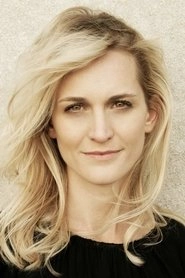 Ảnh diễn viên Joanne Tucker