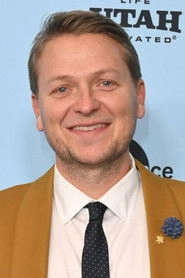 Ảnh diễn viên Josh Peters