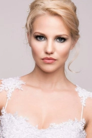 Ảnh diễn viên Laura Flannery