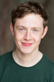 Ảnh diễn viên Lewis Mackinnon