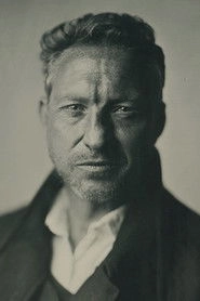 Ảnh diễn viên Lol Crawley