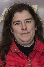 Ảnh diễn viên Louise Clausen