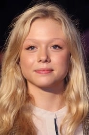 Ảnh diễn viên Naomi Battrick