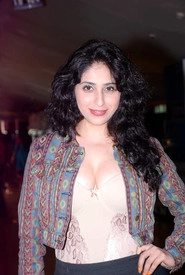 Ảnh diễn viên Neha Bhasin