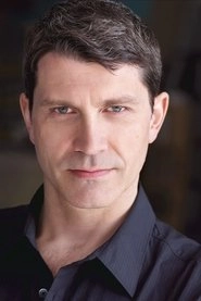 Ảnh diễn viên Paul Essiembre