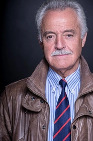 Ảnh diễn viên Russell Roberts