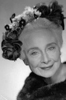 Ảnh diễn viên Sara Taft