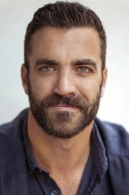 Ảnh diễn viên Simon Valentin