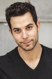Ảnh diễn viên Skylar Astin
