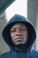 Ảnh diễn viên Thembekile Komani