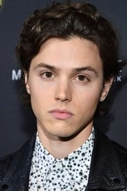 Ảnh diễn viên Tyler Young