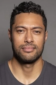 Ảnh diễn viên Uli Latukefu