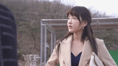 Căn Phòng 201 (놀러오세요 201호에)