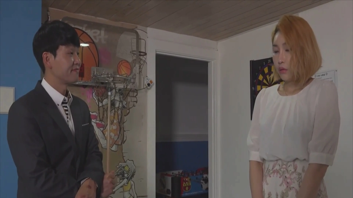 Vợ Thay Chồng Trả Nợ (남편대신 몸빵하는 아내)